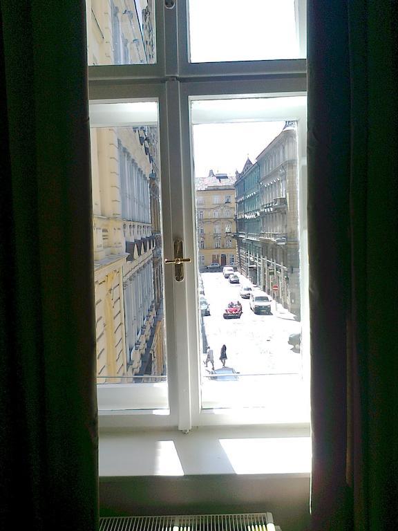 欧帕托维卡公寓 布拉格 外观 照片
